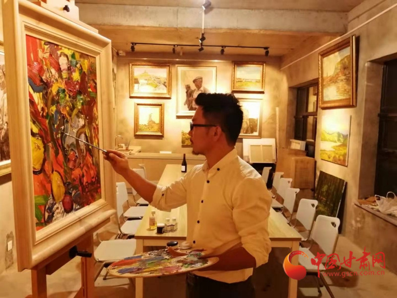 1909年咋建造黃河鐵橋？蘭州大學(xué)教師王威用油畫再現(xiàn)百年往事