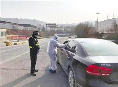 日夜堅(jiān)守，他們的“抗疫十二時(shí)辰”