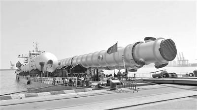 蘭石再次制造國(guó)內(nèi)最大重整反應(yīng)器