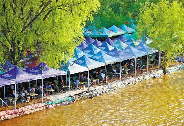 黃河蘭州段水位回落 水上項(xiàng)目恢復(fù)經(jīng)營