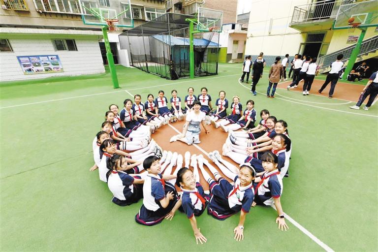 我們畢業(yè)啦！