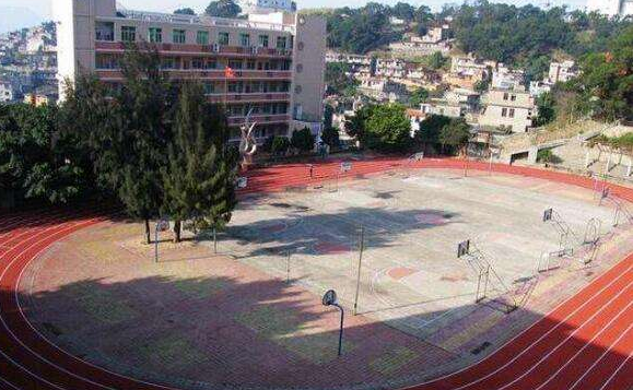 蘭州四城區(qū)初一新生7月23日去對口學?？窗?>
        </a><em>蘭州四城區(qū)初一新生7月23日去對口學?？窗?/em></li>
    <li><a  target=