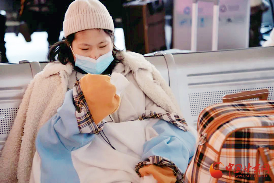 春運故事：歸途的車站，有溫情、愛情，還有堅守