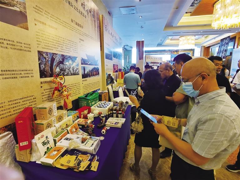 以“簡”為媒 跨越千年對(duì)話 金城甘果農(nóng)特亮相“星城”