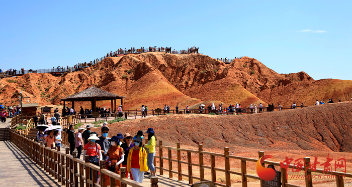 端午假期張掖共接待游客87.05萬人次，實現(xiàn)旅游收入4.64億元