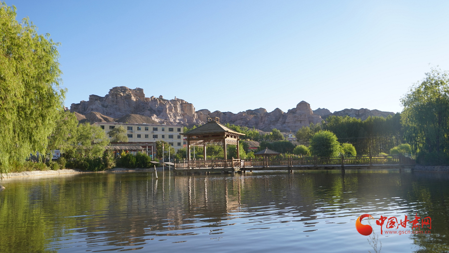 【小康圓夢·看甘肅】肅南：鄉(xiāng)村旅游托起百姓富?！敖痫埻搿?>
        </a><em>【小康圓夢·看甘肅】肅南：鄉(xiāng)村旅游托起百姓富?！敖痫埻搿?/em></li>
    <li><a  target=