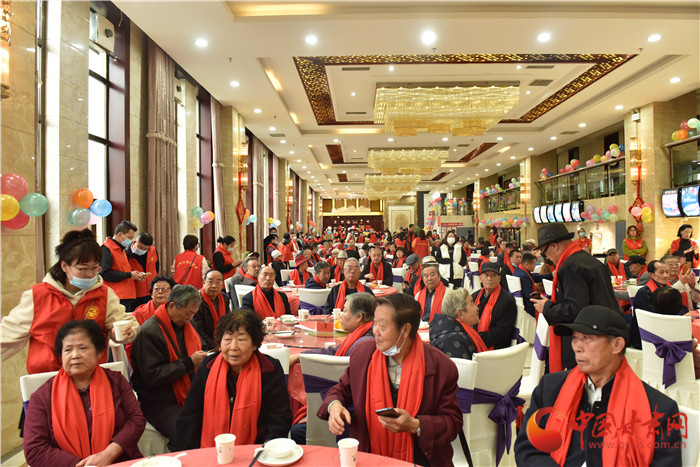 蘭州市城關區(qū)舉辦重陽節(jié)“共和國同齡人”聯(lián)誼活動