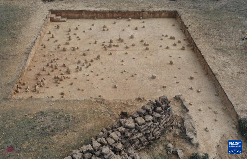 四川稻城縣皮洛舊石器時代遺址探方發(fā)掘情況（資料圖）。