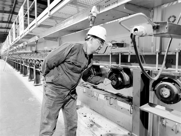 高溫下的堅(jiān)守，讓世界變得更“透明”