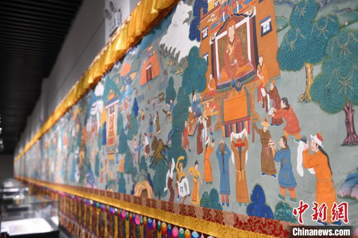 8月20日，“塔影河聲吉祥千年——涼州會(huì)盟暨蘭州與武威文物聯(lián)展”在蘭州市博物館開展。戴文昌 攝