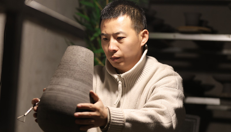 千年窯火不滅 安口砂器在泥與火的淬煉中重?zé)ㄐ律? /></a>
<div   id=